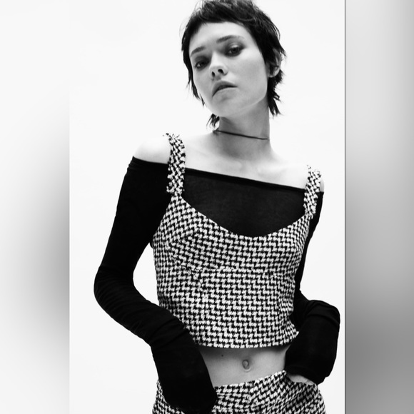 ZARA || Houndstooth crop top || black and white - Picture 1 of 4